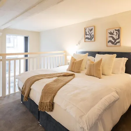 Host & - Athenaeum House Apartment Leeds (West Yorkshire)